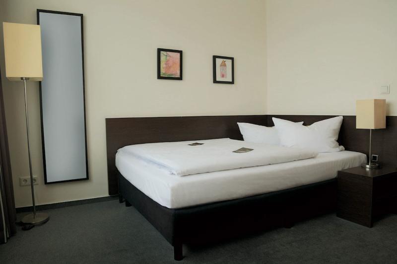 Hotel Luetzow Berlin Kültér fotó